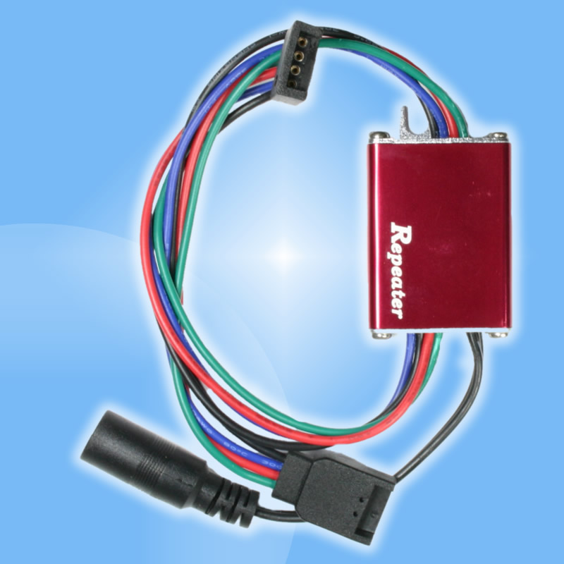 Zosilovač signálu pre farebné LED pásy